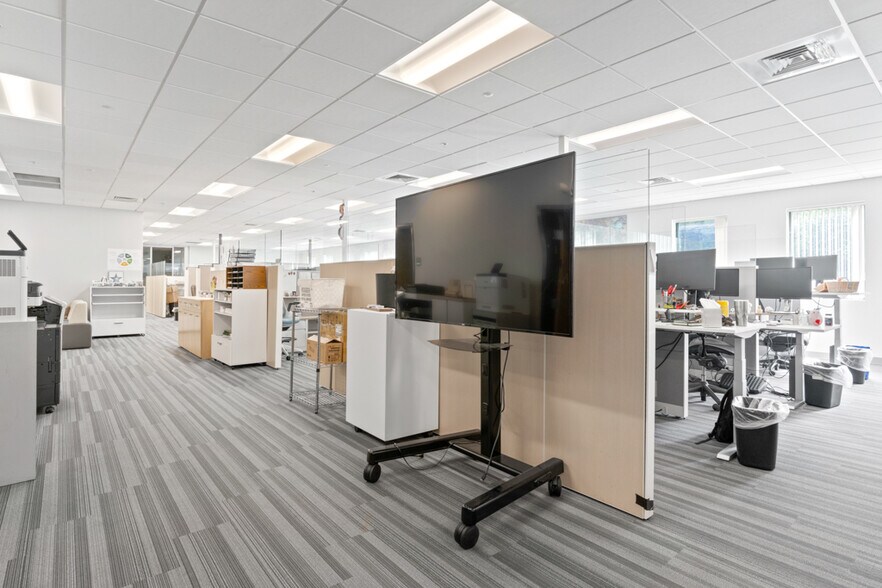 More Photos Of 891 Washington Ave, Portland Medical For Lease