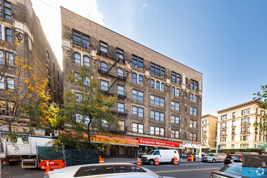 More Photos Of 766 W 181st St, New York Multifamily For Sale
