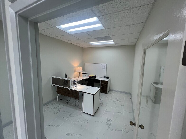 More Photos Of 117-121 Paul Dr, San Rafael Medical For Lease