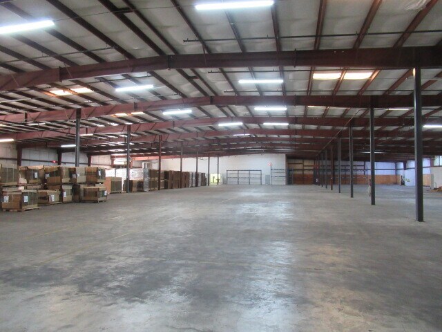 More Photos Of 3715 Central Heights Rd, Goldsboro Warehouse For Lease