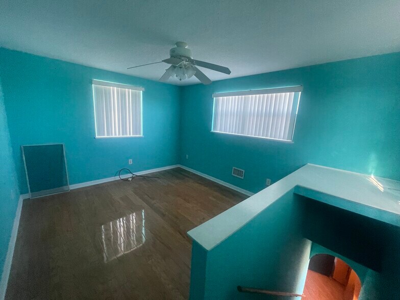More Photos Of , Tampa Unknown For Sale