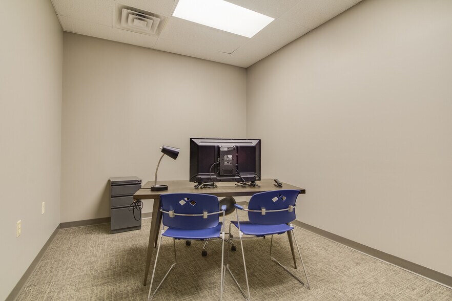 More Photos Of 227-229 S Washington Sq, Lansing Storefront Retail Office For Sale