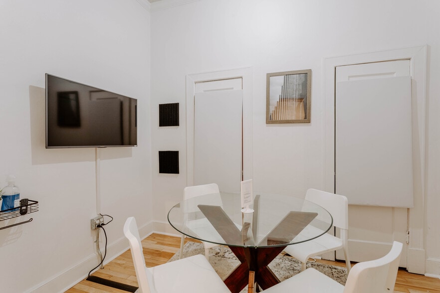 More Photos Of 1108 McKennie Ave, Nashville Loft Creative Space For Lease