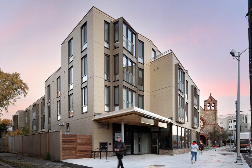 More Photos Of 1991-2013 Massachusetts Ave, Cambridge Apartments For Sale