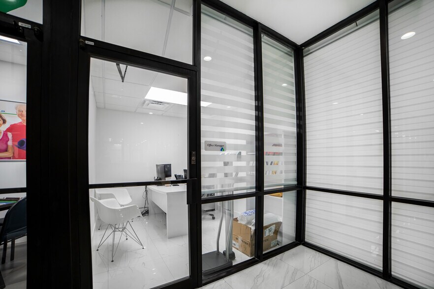 More Photos Of 825 SW 87th Ave, Miami Medical For Lease