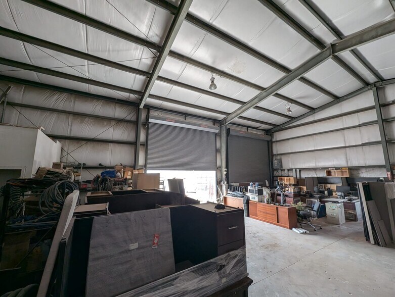 More Photos Of 8000 Escobar Dr, El Paso Land For Lease