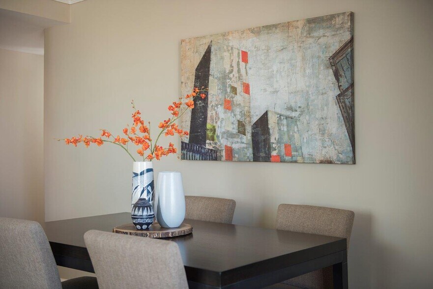 More Photos Of 657 S 3rd St, Louisville Apartments For Lease