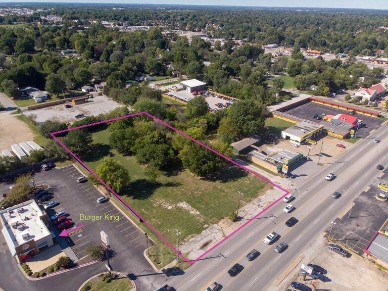 More Photos Of 1210 S Thompson St, Springdale Land For Sale