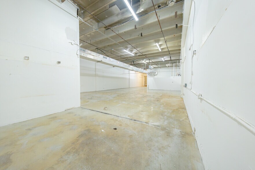 More Photos Of 4095 N 28th Way, Hollywood Warehouse For Lease