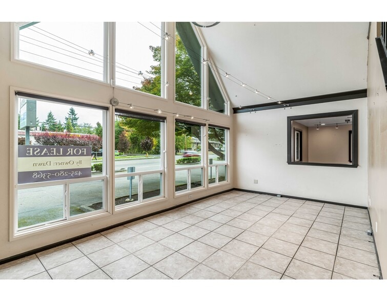 More Photos Of 712 Avenue D, Snohomish Storefront Retail Office For Sale