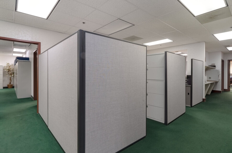 More Photos Of 2503 Del Prado Blvd S, Cape Coral Medical For Lease