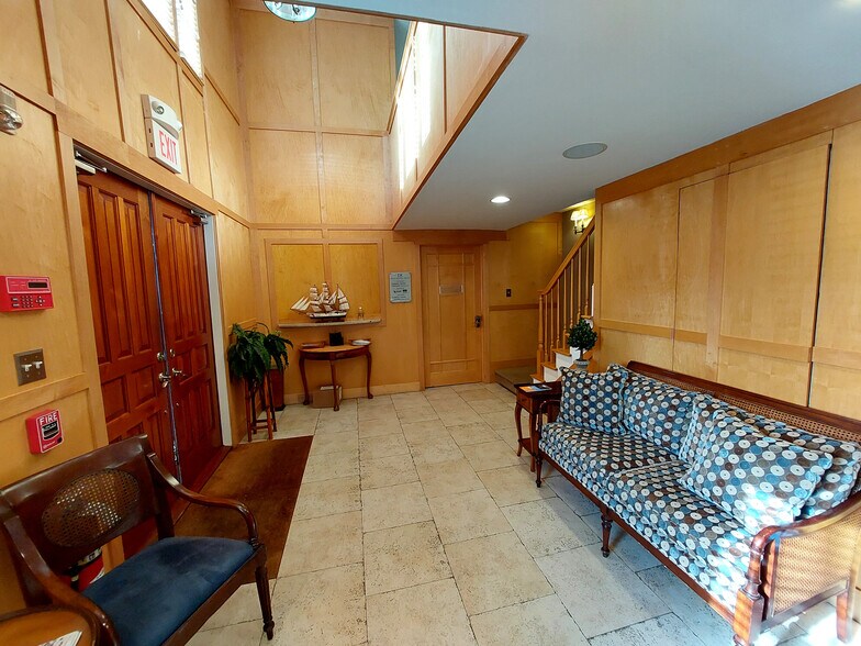 More Photos Of 18 Kings Hwy N, Westport Office For Sale