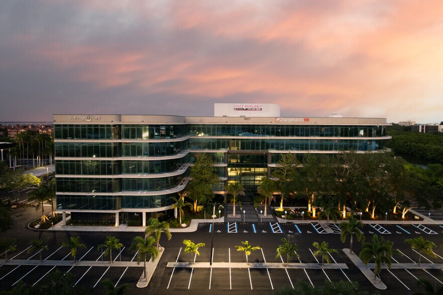 More Photos Of 18167 US Highway 19 N, Clearwater Office For Lease