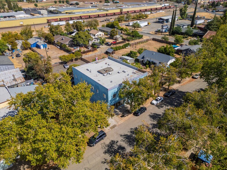 More Photos Of 3882 Washington Ave, Le Grand Apartments For Sale