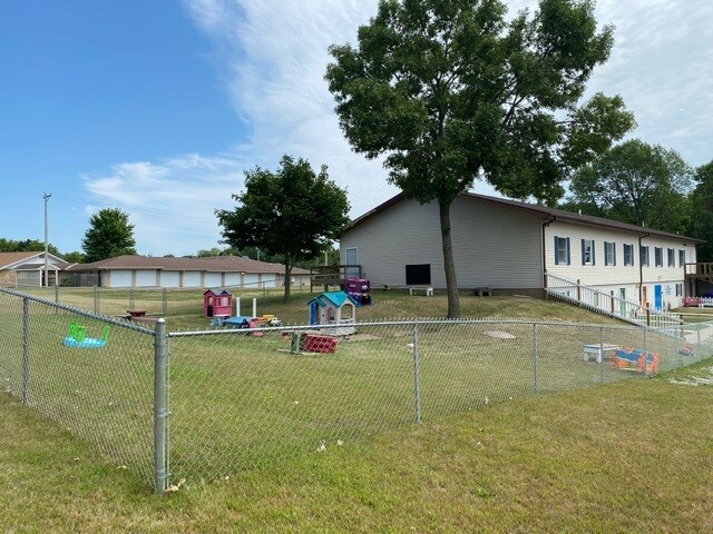 More Photos Of 16 S Summit Ave, Nora Springs Daycare Center For Lease