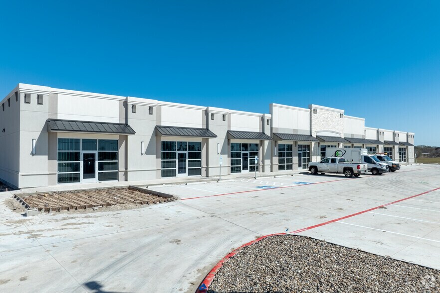 More Photos Of 14702 Northwest, Corpus Christi Storefront For Sale