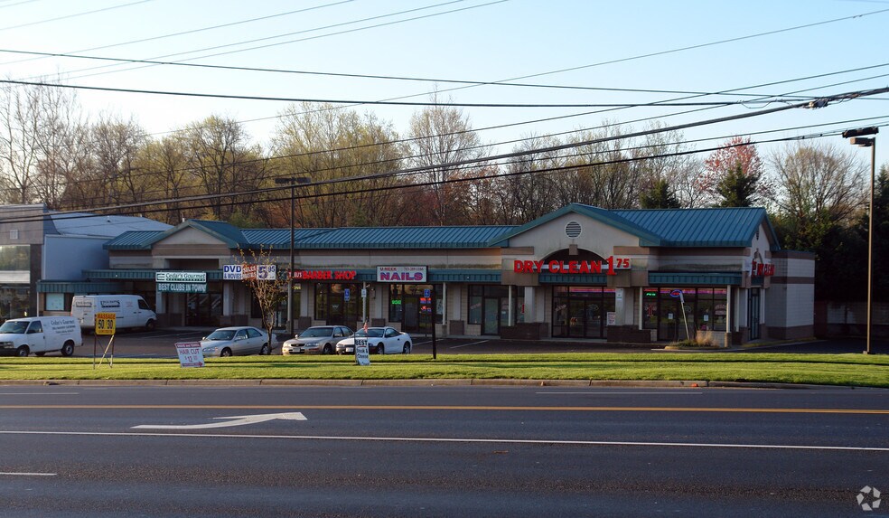 More Photos Of 8621-8629 Lee Hwy, Fairfax Freestanding For Lease