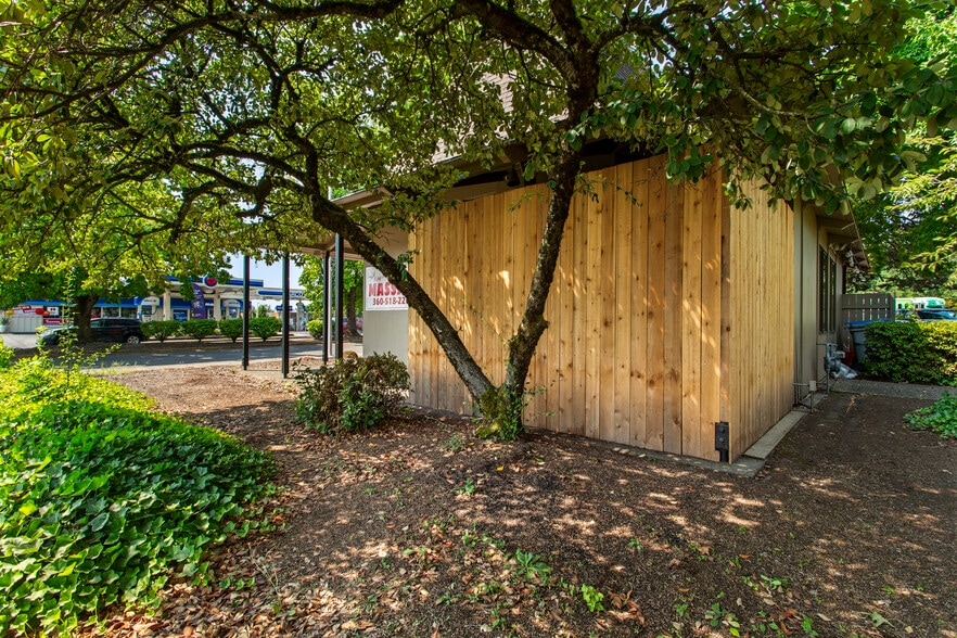 More Photos Of 15390 SW 116th Ave, Portland Medical For Sale