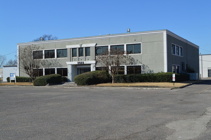 More Photos Of 3523 Lamar Ave, Memphis Office For Lease