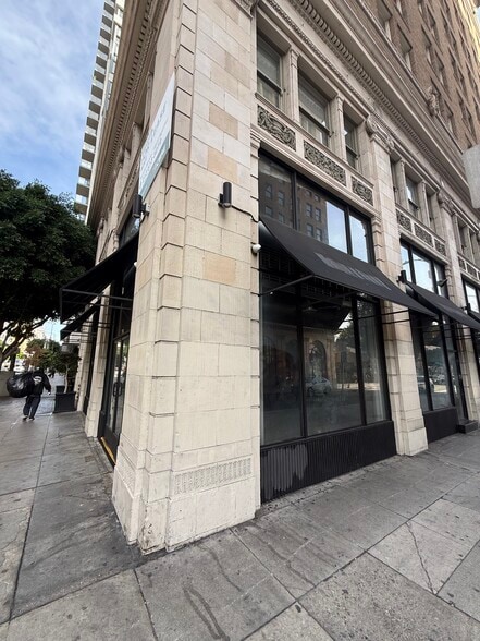 More Photos Of 758 S Spring St, Los Angeles Apartments For Lease