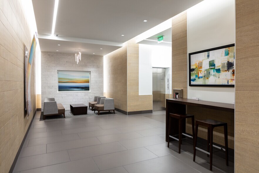 More Photos Of 170 S Main St, Salt Lake City Office For Lease