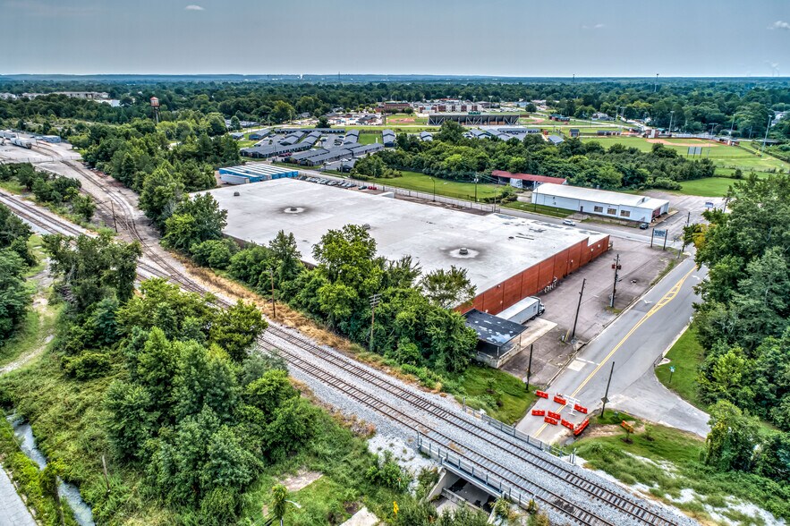 More Photos Of 1634 Olive Rd, Augusta Distribution For Sale