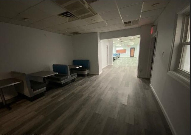 More Photos Of 4164 Victory Blvd, Staten Island Restaurant For Lease