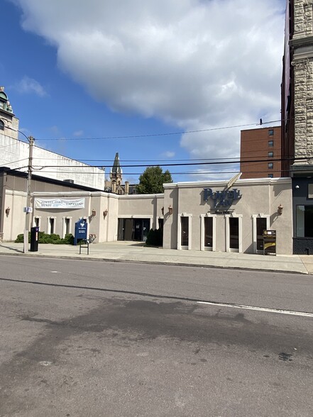 Primary Photo Of 527 Linden St, Scranton Storefront Retail Office For Lease