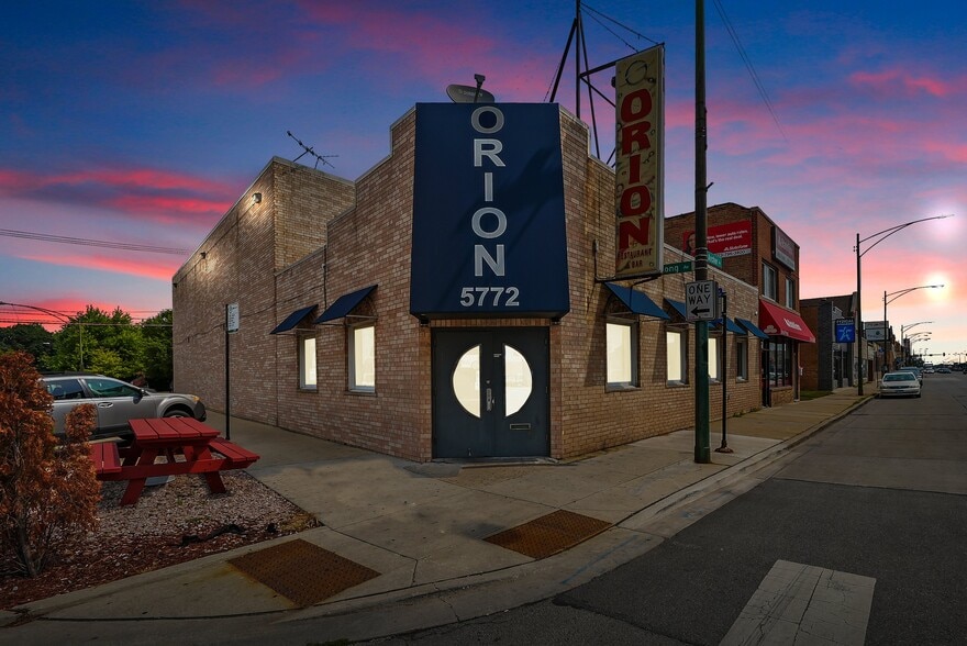 More Photos Of 5772 S Archer Ave, Chicago General Retail For Sale
