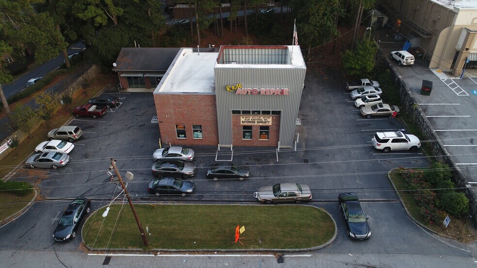 More Photos Of 2195 Briarcliff Rd NE, Atlanta Auto Repair For Sale