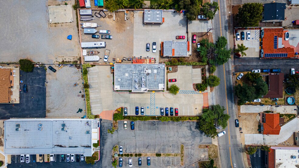 More Photos Of 1945 W 9th St, Upland Loft Creative Space For Sale