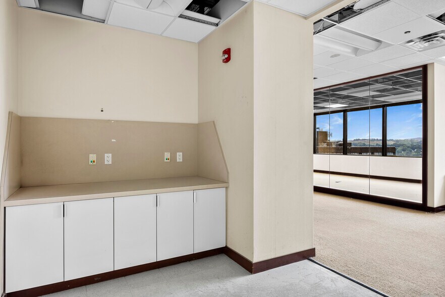 More Photos Of 80 State St, Albany Office For Lease