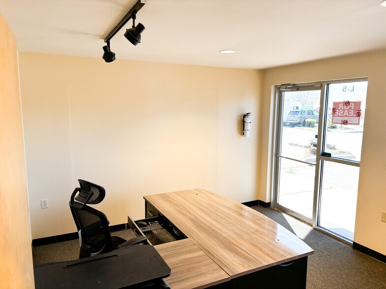 More Photos Of 2935 Stockyard Rd, Missoula Research And Development For Lease