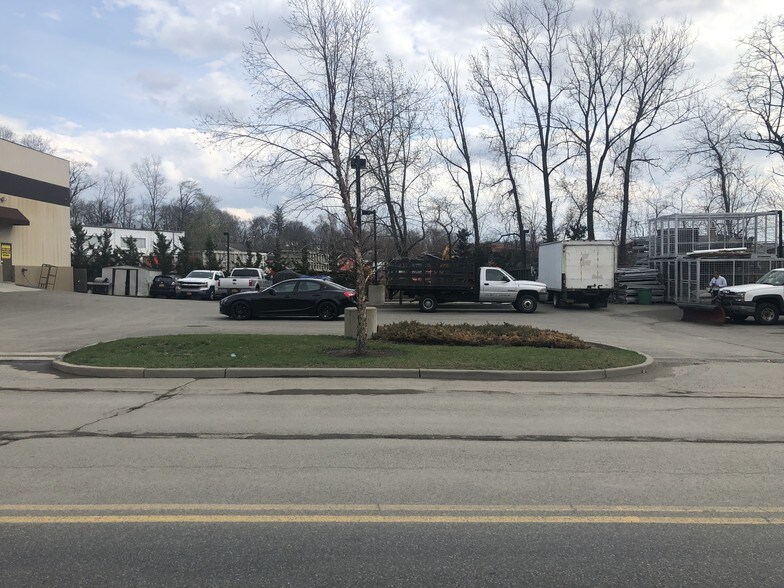 More Photos Of 267 Saw Mill River Rd, Elmsford Freestanding For Sale