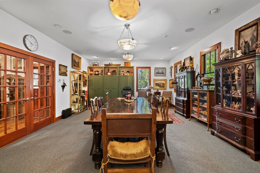 More Photos Of 19 Riberia St, Saint Augustine Office For Sale