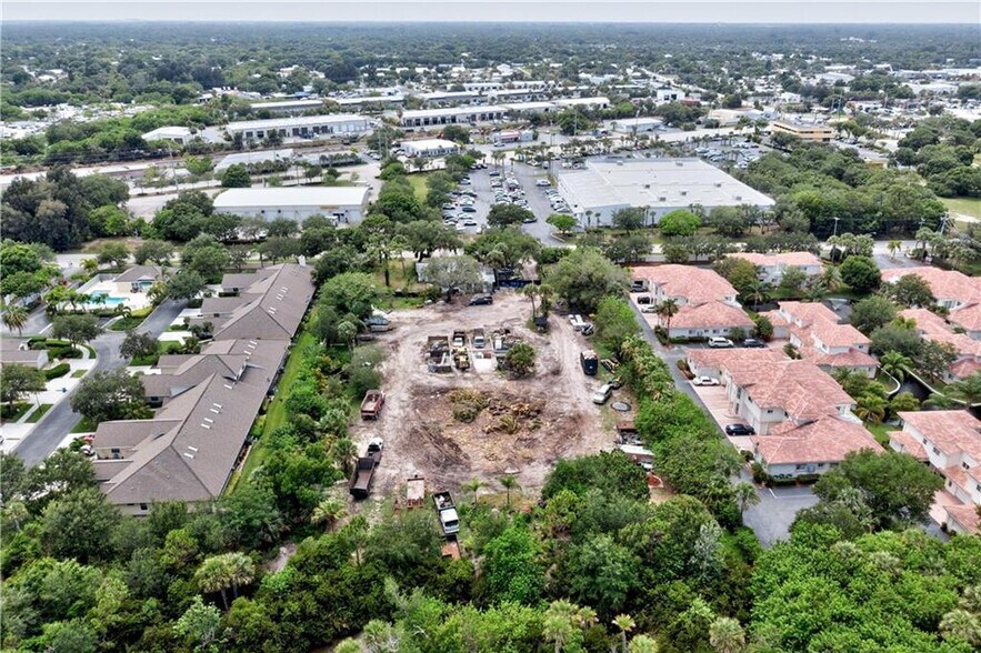More Photos Of 690 6th Ave, Vero Beach Land For Sale