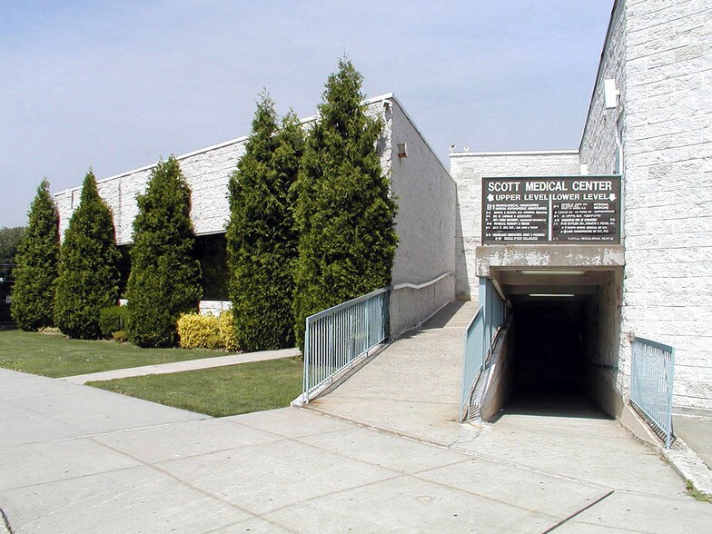 More Photos Of 2035-2045 Ralph Ave, Brooklyn Medical For Lease