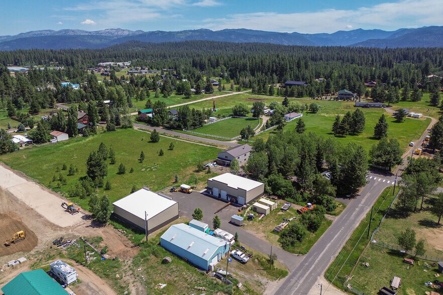More Photos Of 460 Krahn Ln, McCall Warehouse For Sale