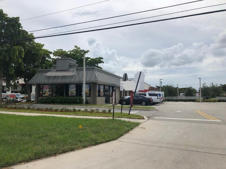 More Photos Of 535 S Federal Hwy, Deerfield Beach Fast Food For Sale