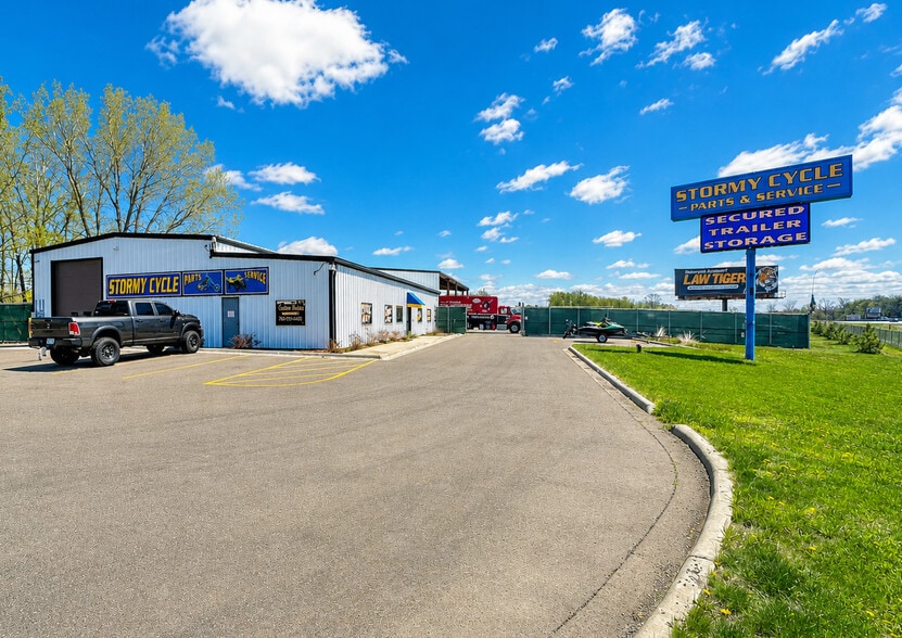Primary Photo Of 5640 Mackenzie Ave, Albertville Warehouse For Sale