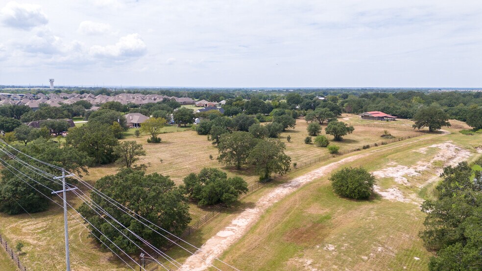 More Photos Of 6620 Victoria Ave, College Station Land For Sale