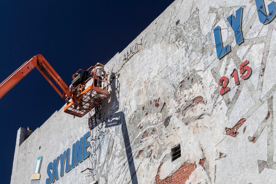 More Photos Of 759 N Spring St, Los Angeles Loft Creative Space For Lease