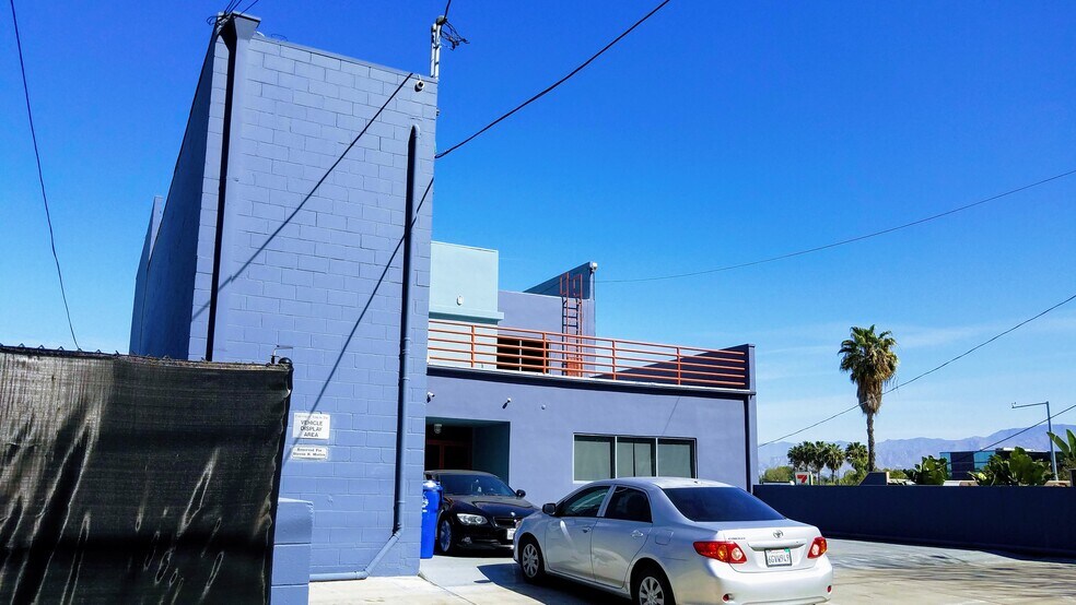 More Photos Of 11426 Ventura Blvd, Studio City Loft Creative Space For Lease