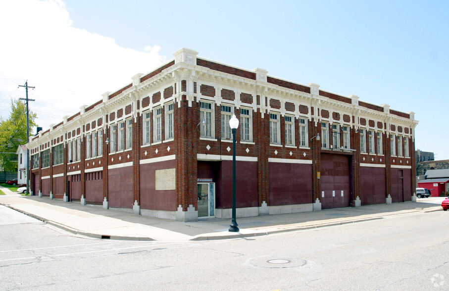 Primary Photo Of 521 W Western Ave, Muskegon Warehouse For Sale