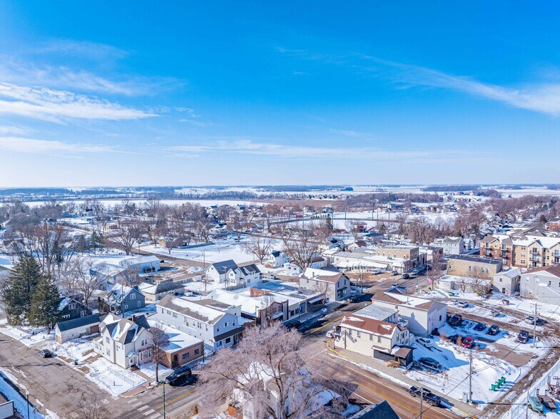 More Photos Of 223 Elm St W, Norwood Young America Storefront For Sale