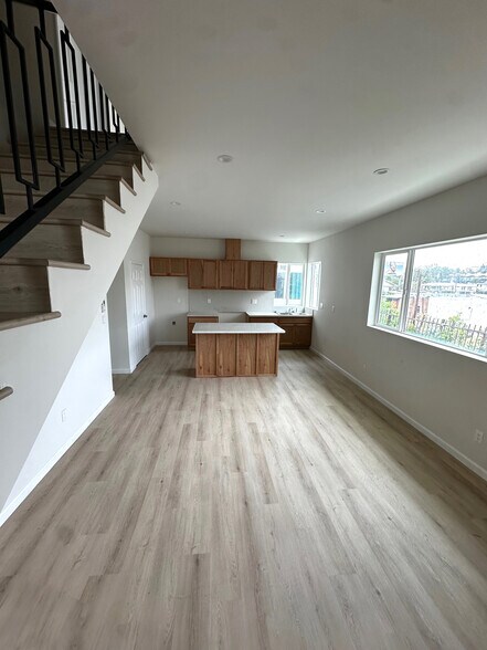 More Photos Of 315 N Alvarado St, Los Angeles Specialty For Sale