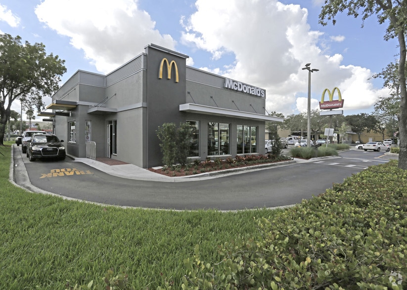 More Photos Of 13890 SW 56th St, Miami Unknown For Lease