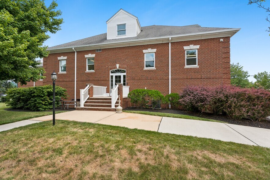 More Photos Of 139 South St, New Providence Office For Sale