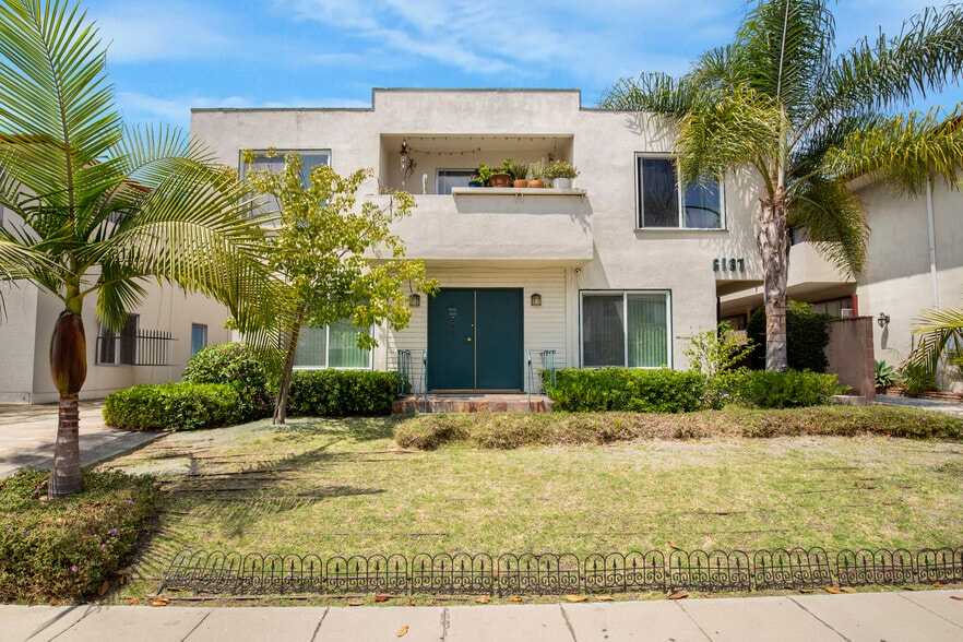 Primary Photo Of 6137 Alcott St, Los Angeles Apartments For Sale
