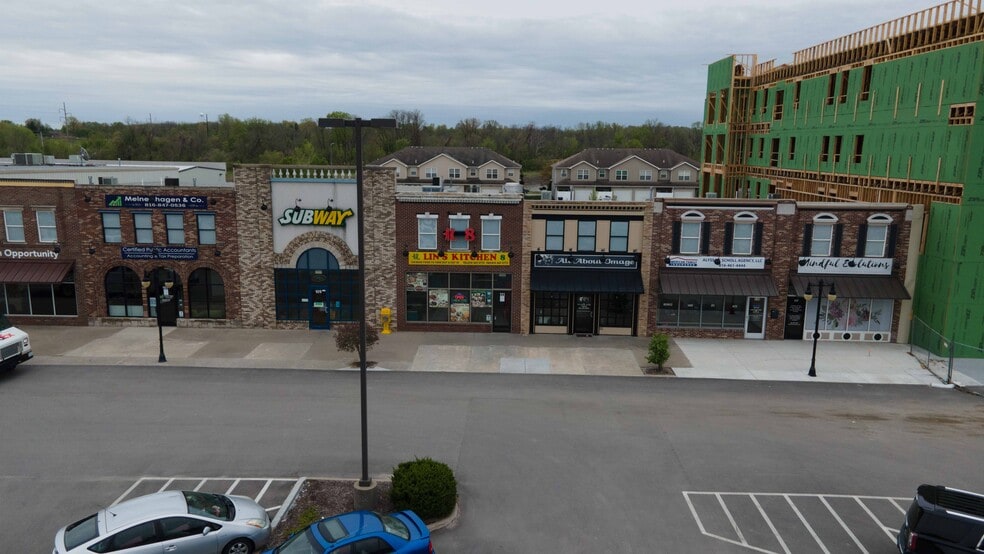 More Photos Of 102-110 S Buckner Tarsney Rd, Grain Valley Storefront For Sale